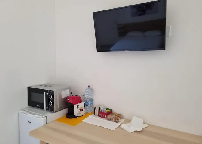 Le Radici Alojamento de Acomodação e Pequeno-almoço 3*